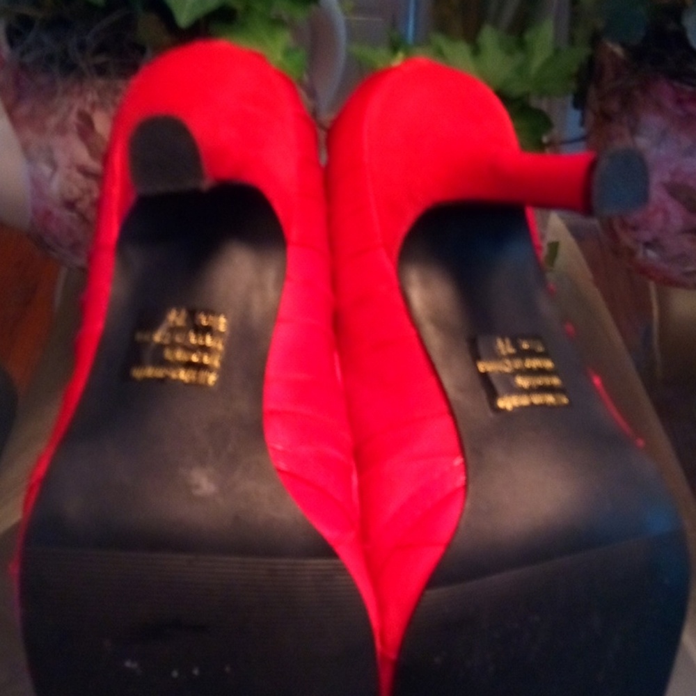 Pulse red pumps - Picture 3 of 3